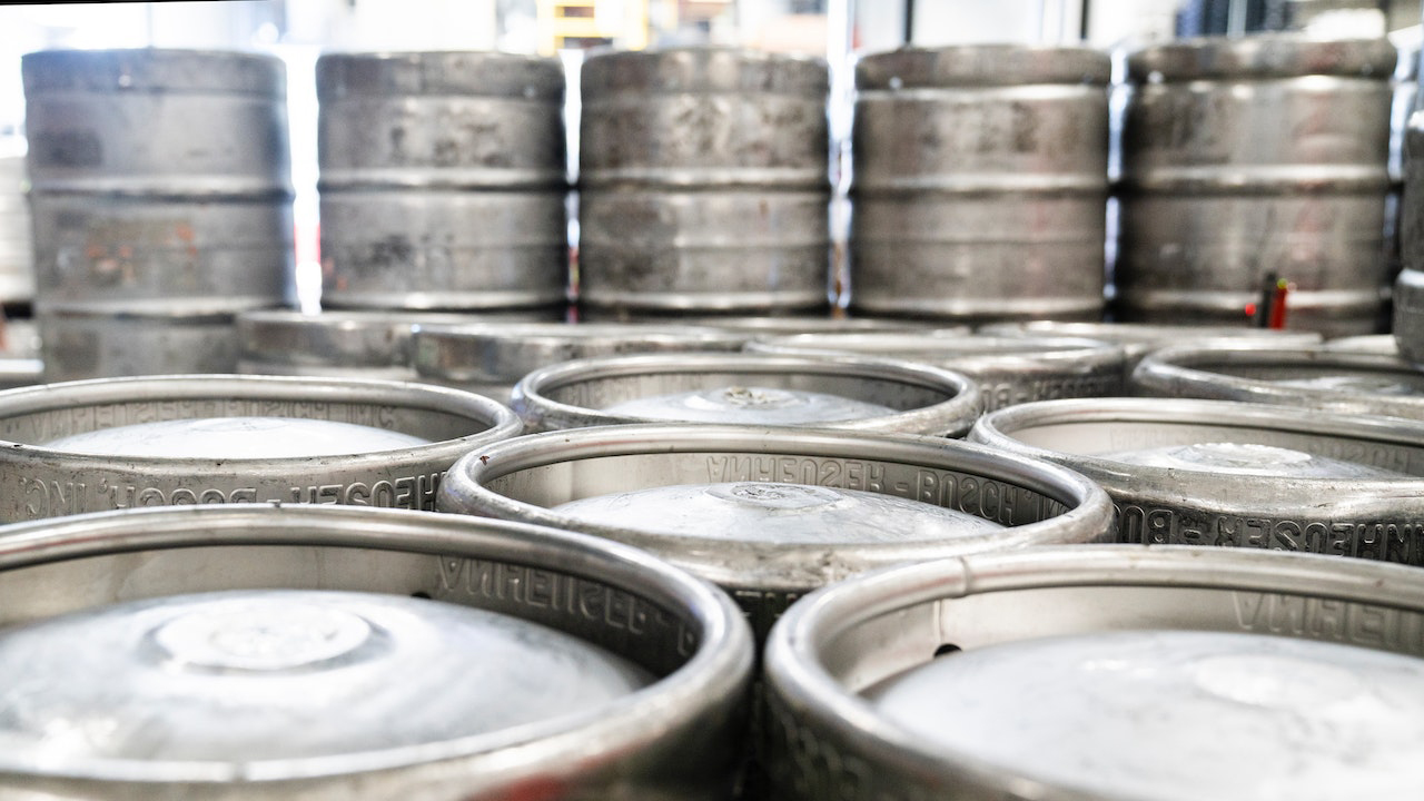 Close-up photography of silver keg lot