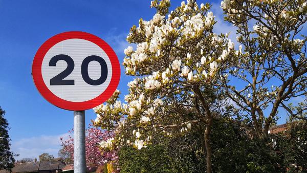 Default 20mph Speed Limit on Restricted Roads